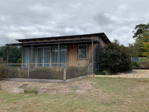 Mannaburne Cabin - Kingaroy Accommodation 0