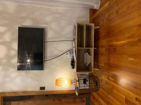 Mannaburne Cabin - Kingaroy Accommodation 5