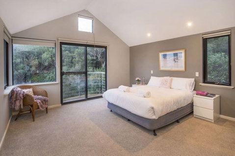Top Of The Hill - Kingaroy Accommodation 6