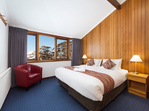Valhalla Perisher - Kingaroy Accommodation 1