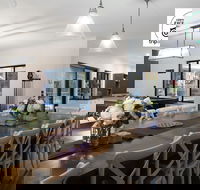 WhiteVale Estate - Kingaroy Accommodation