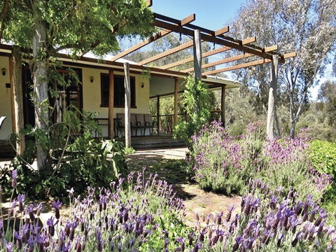 Capertee Homestead - 'Port Macquarie' - Kingaroy Accommodation 0