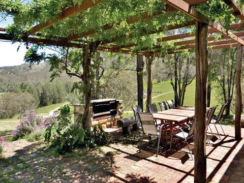 Capertee Homestead - 'Port Macquarie' - Kingaroy Accommodation 1