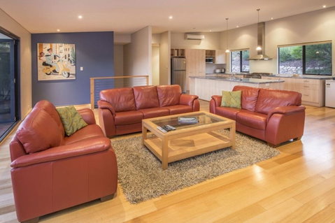 Caves Retreat - Kingaroy Accommodation 3