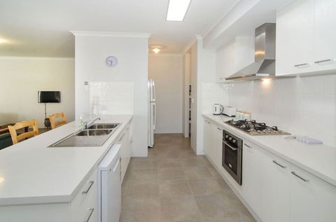 Fairway Isle - Kingaroy Accommodation 3
