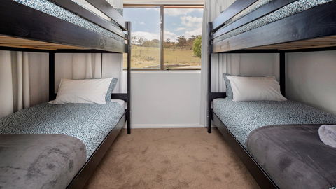Peak View House - Kingaroy Accommodation 7