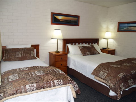 Pigeon House Motor Inn Ulladulla - Kingaroy Accommodation 3