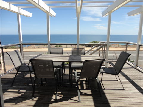 Port Willunga Blue - Kingaroy Accommodation 2