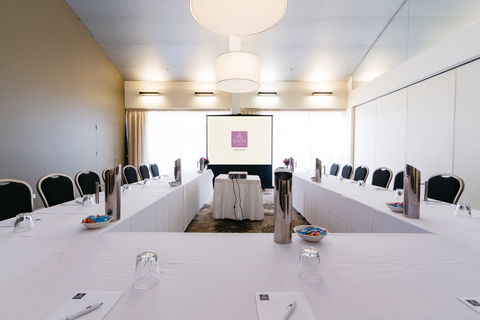 Sage Hotel Adelaide - Kingaroy Accommodation 1