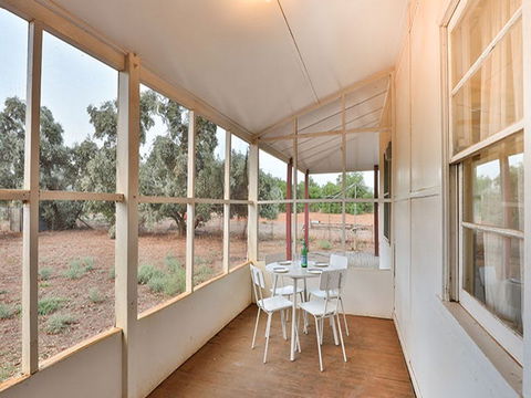 Willandra Cottage - Kingaroy Accommodation 2