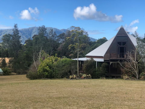 Wobbly Boot Estate - Kingaroy Accommodation 0