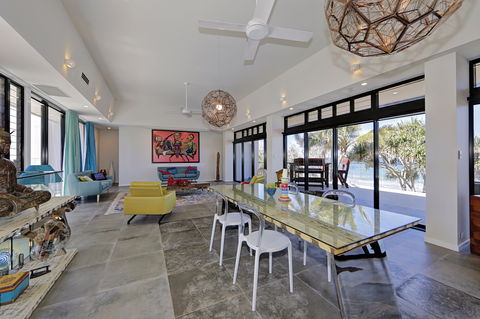 ZEN Beach Retreat - Kingaroy Accommodation 6