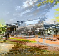 5 Rooms at the Stirling Hotel