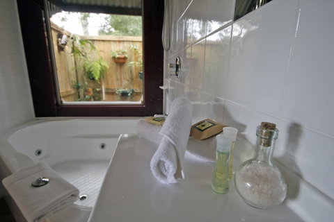 Bendles Cottages And Country Villas - Kingaroy Accommodation 2