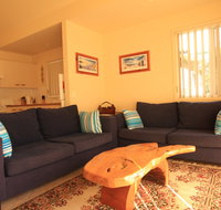 Berrara Lagoon Front Chalet - Kingaroy Accommodation