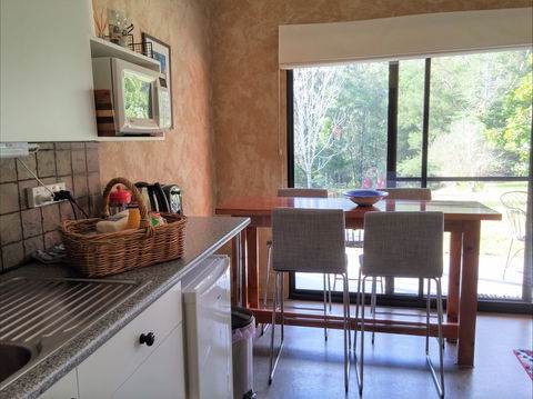 Milton Country Cottages - Kingaroy Accommodation 0
