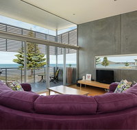 New York Loft Style Waterfront 3BR Holiday Home - Kingaroy Accommodation