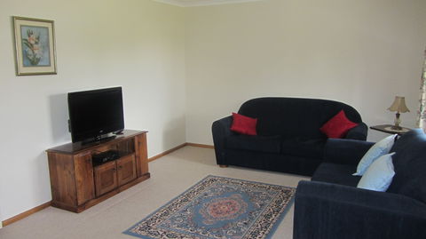 Port Pitstop Cottage - Kingaroy Accommodation 1