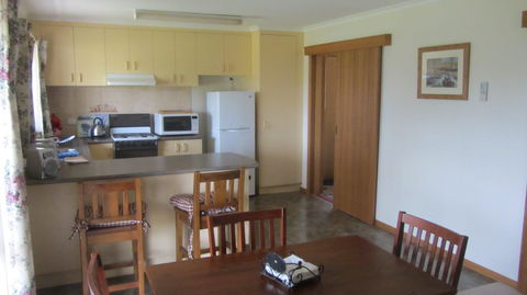 Port Pitstop Cottage - Kingaroy Accommodation 2