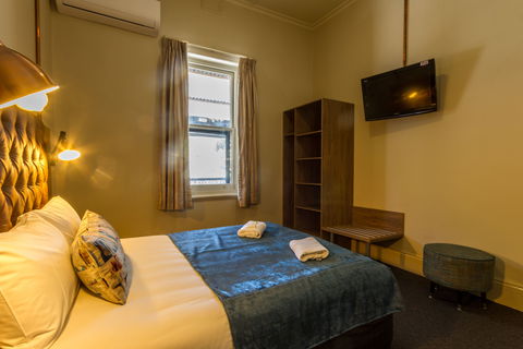 Pretoria Hotel Mannum - Kingaroy Accommodation 1
