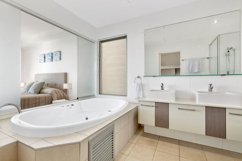Rainbow Sea Resort - Kingaroy Accommodation 2
