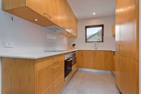Snow Stream Apartments - Kingaroy Accommodation 2