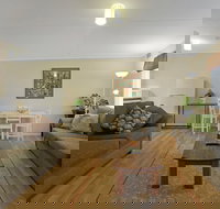 Akora Flats - Kingaroy Accommodation