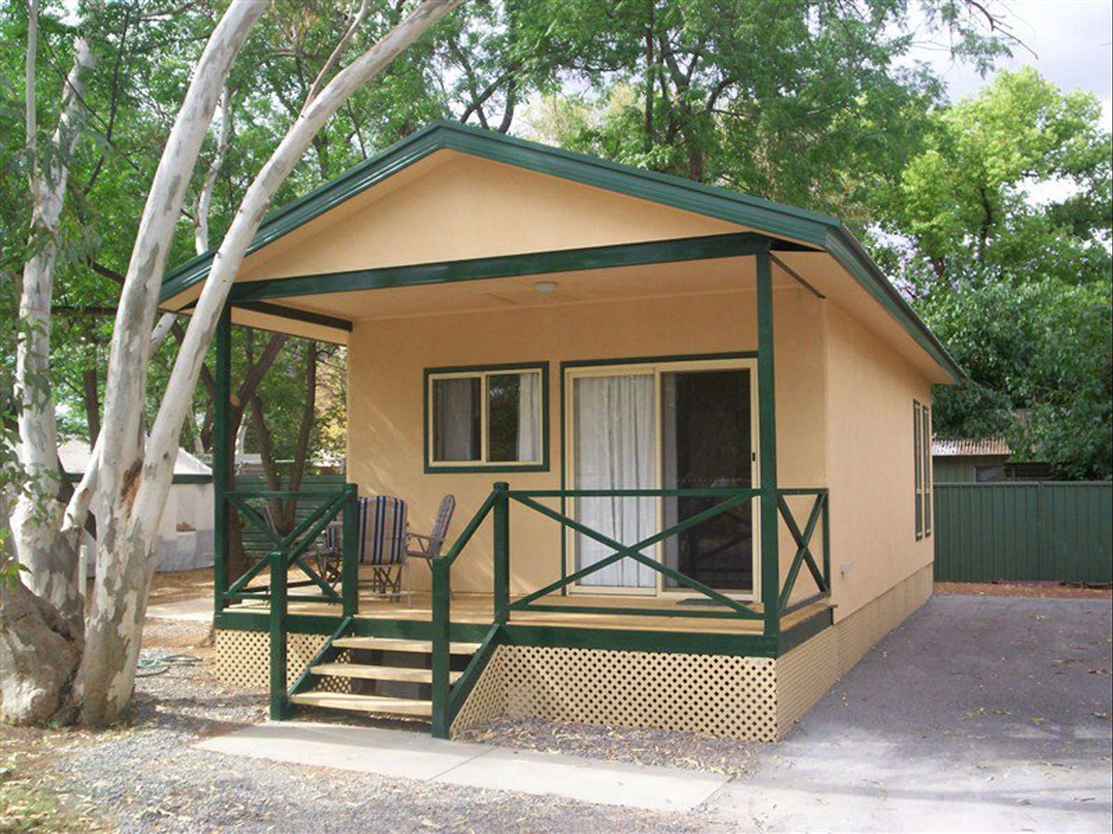 Stuart NT Kingaroy Accommodation