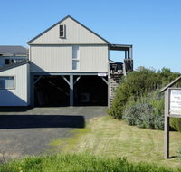 Angler's Arms and Fisherman's Cottage - Kingaroy Accommodation