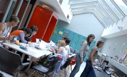 Base Backpackers St Kilda - Kingaroy Accommodation 2