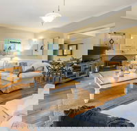 Blue Moon Cottages - Kingaroy Accommodation