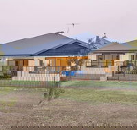 Fairway View - Kingaroy Accommodation