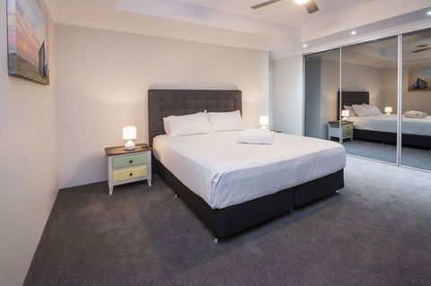 Fairway Lakeside - Kingaroy Accommodation 1