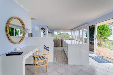 Kangaroo Island Star Beach House - Kingaroy Accommodation 2