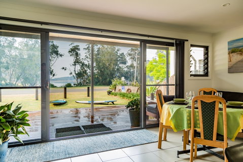 Rocketz At Berrara Beach - Kingaroy Accommodation 0