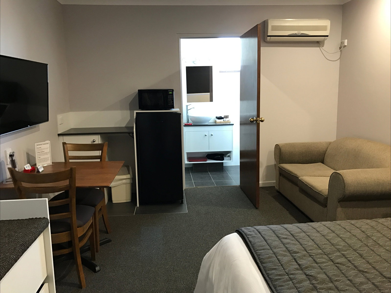 Somerton NSW Kingaroy Accommodation