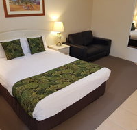 The Palms Motel Chinchilla - Kingaroy Accommodation
