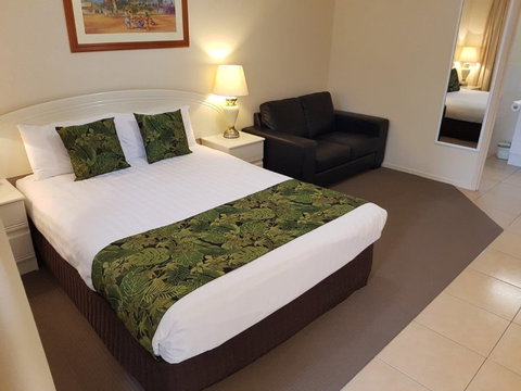 The Palms Motel Chinchilla - Kingaroy Accommodation 0