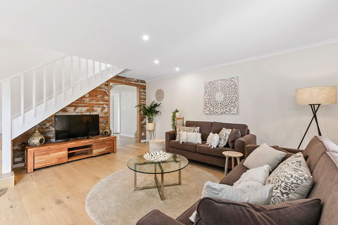 The Beach House Anglesea - Kingaroy Accommodation 1