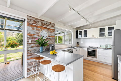 The Beach House Anglesea - Kingaroy Accommodation 2