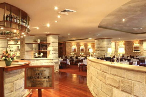 The Hermitage Campbelltown - Kingaroy Accommodation 0
