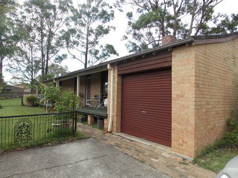Vincentia Dacha - Kingaroy Accommodation 0
