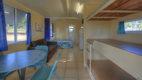 Yallakool Caravan Park On BP Dam - Kingaroy Accommodation 2