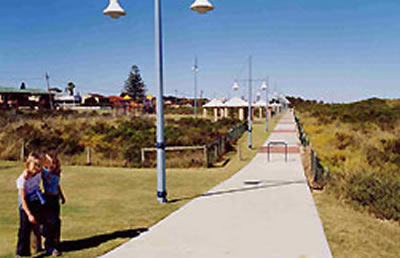 A Beachfront Villa Rockingham - Kingaroy Accommodation 5