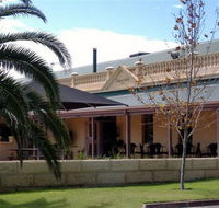 Dongara Hotel Motel - Kingaroy Accommodation