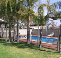 Merredin Caravan Park  Av-A-Rest Village - Kingaroy Accommodation