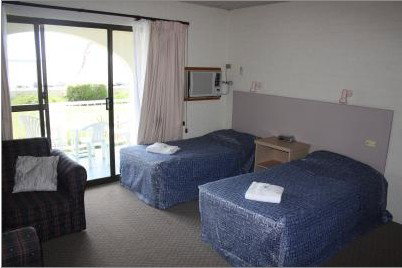 Edgewater Gardens - Kingaroy Accommodation 1