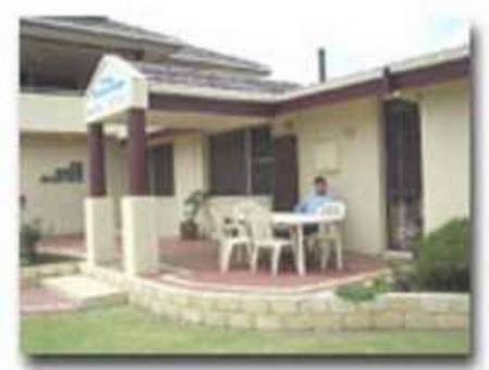 Sorrento Bluewater Cottage - Kingaroy Accommodation 2