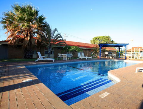 Best Western Hospitality Inn Carnarvon - Kingaroy Accommodation 0