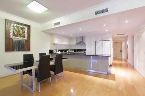 Antonas Verandah Apartments - Kingaroy Accommodation 3